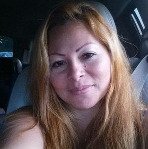 Meet your Posher, Yenny